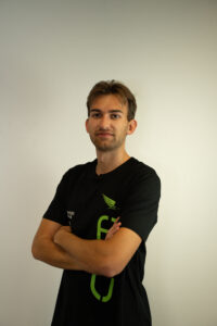 /images/team/lukas-worndle/2025