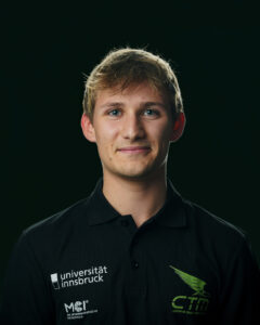 /images/team/valentin-barauke/2026